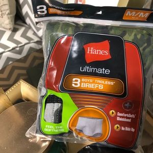 ***2/$15*** Boy’s tagless briefs